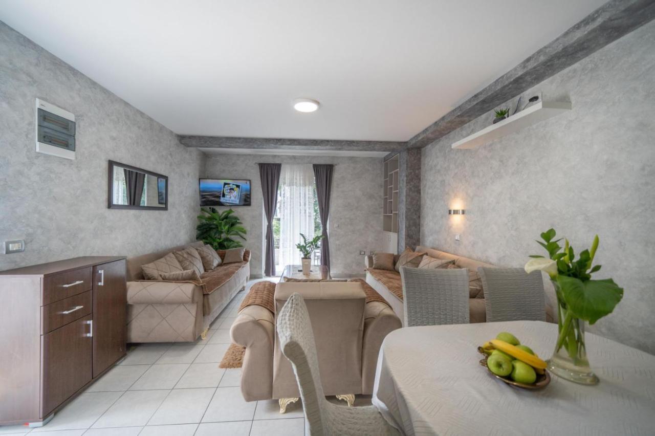 Apartman Anja Risan Ngoại thất bức ảnh