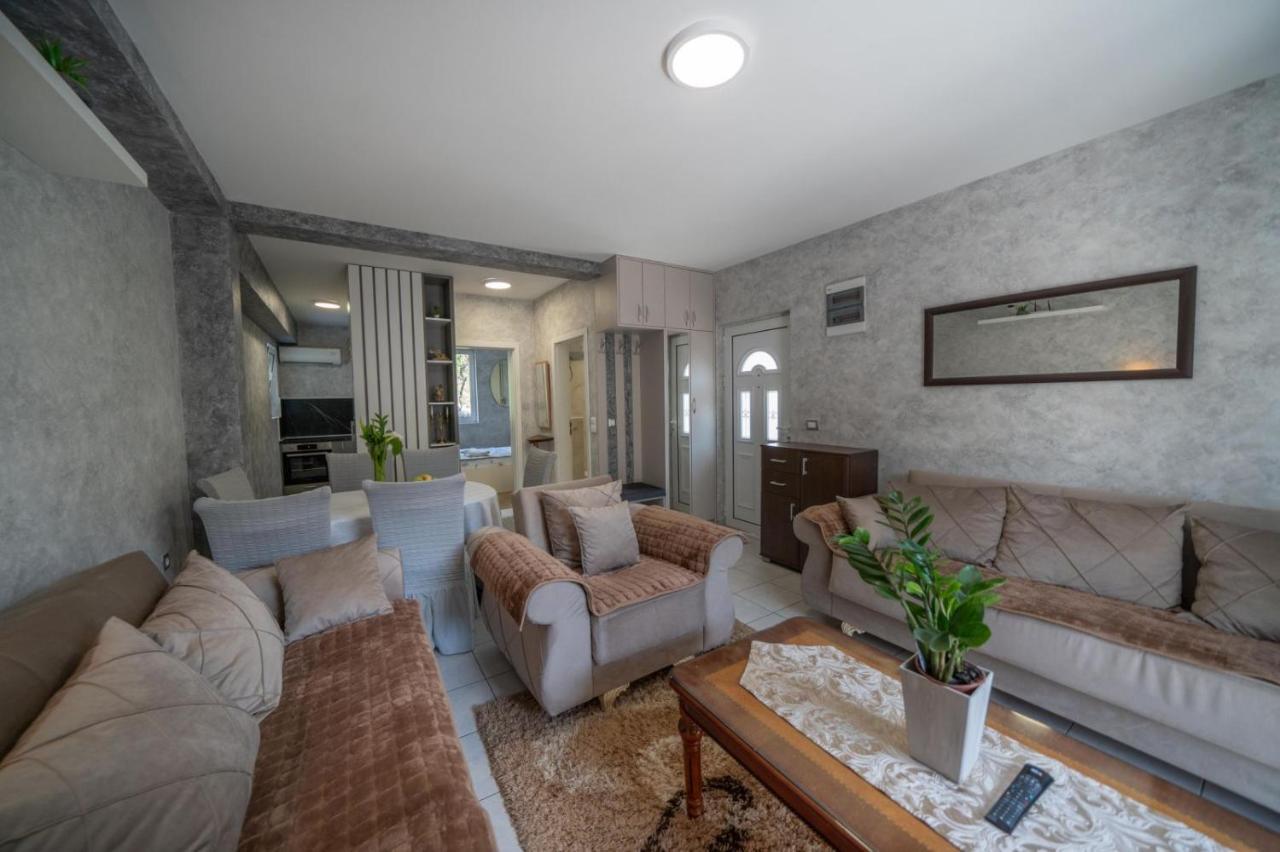 Apartman Anja Risan Ngoại thất bức ảnh